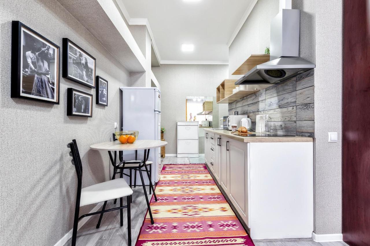 אסטנה Cosy flat in the city center מראה חיצוני תמונה