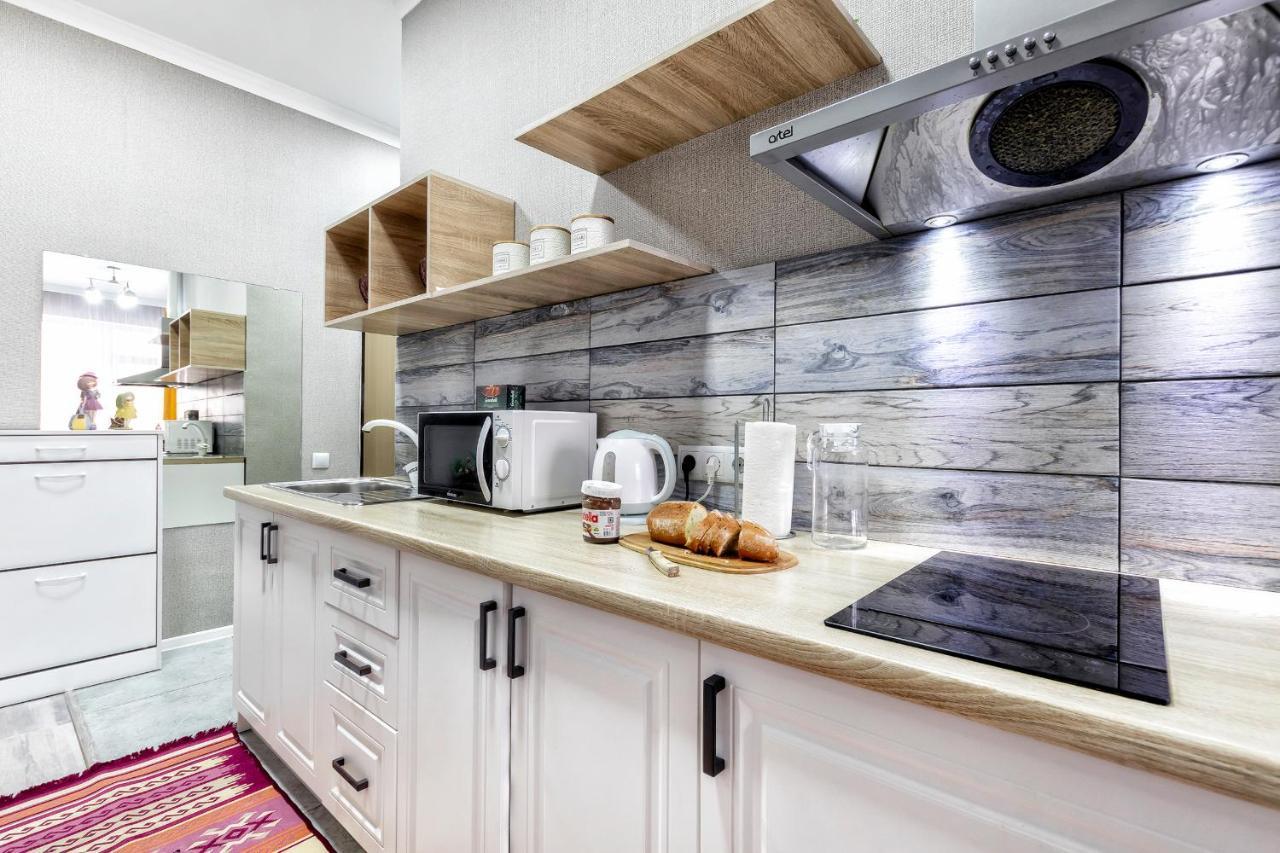 אסטנה Cosy flat in the city center מראה חיצוני תמונה